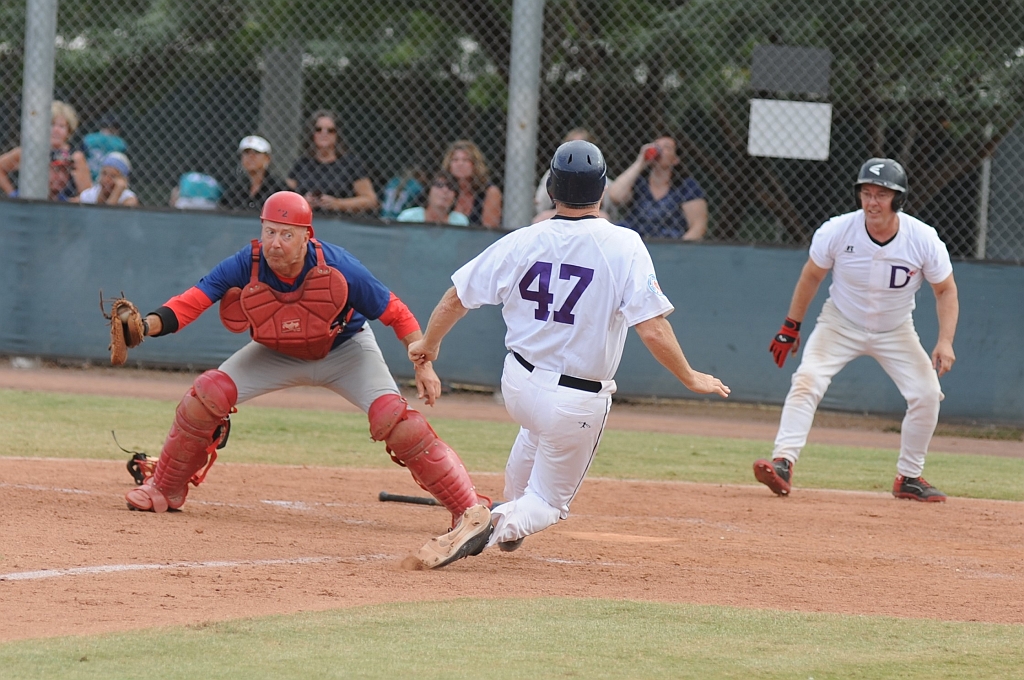 Dragons_2017-10-30 (598).jpg - (c)2010 DeVetter